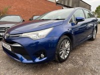 TOYOTA AVENSIS
